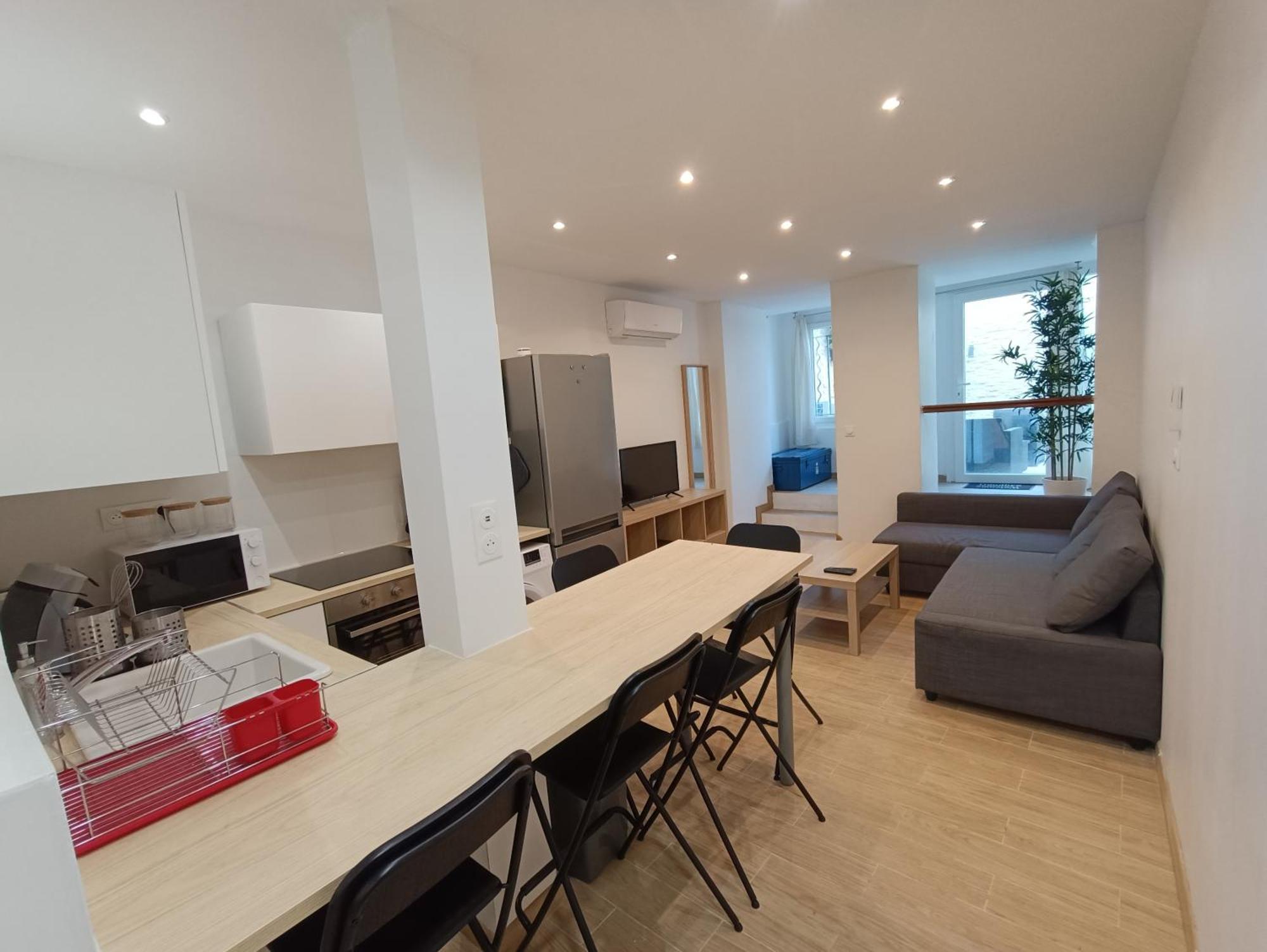 T3 Renove Avec Cour, Intra Muros 아비뇽 외부 사진