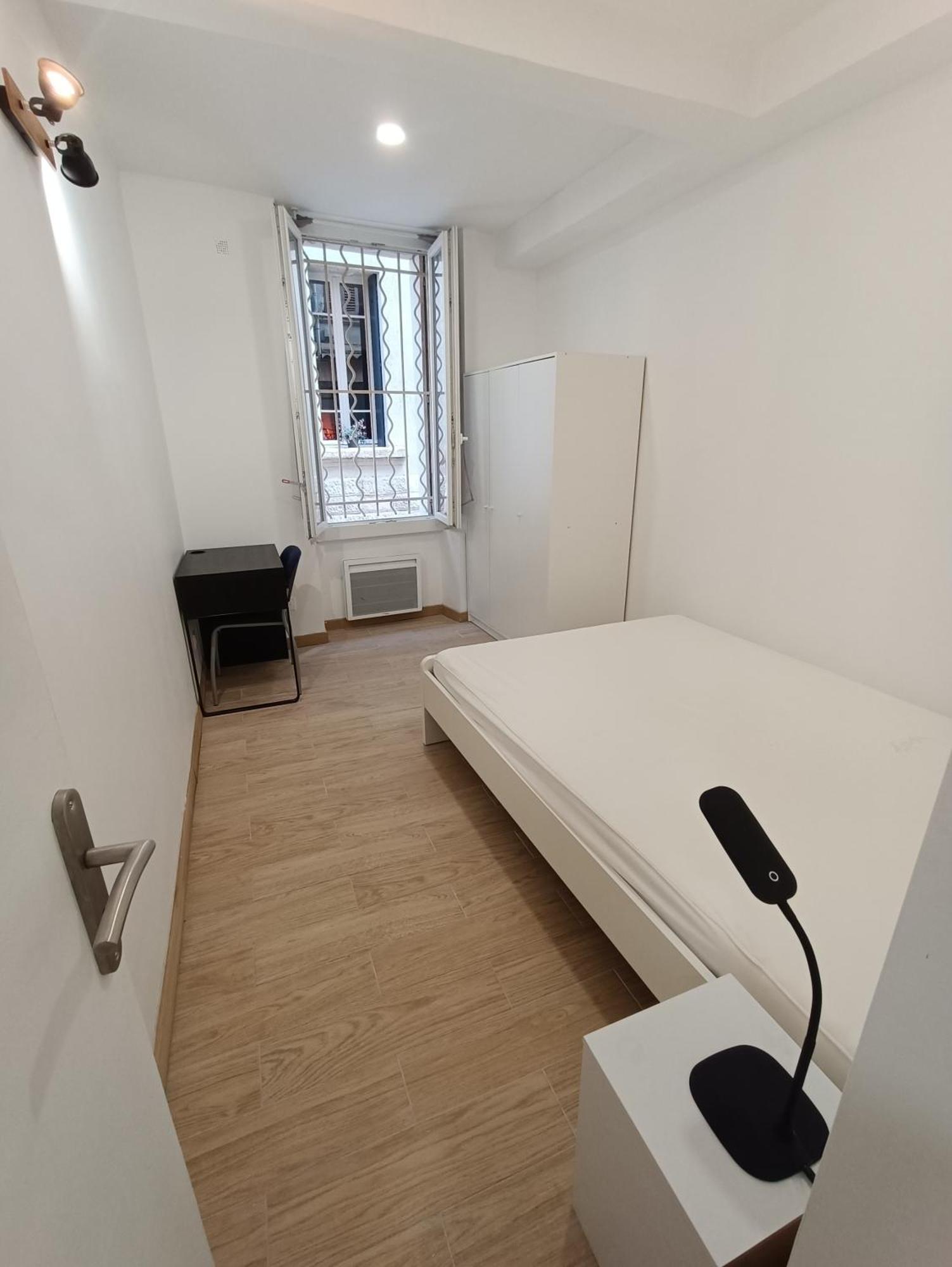 T3 Renove Avec Cour, Intra Muros 아비뇽 외부 사진