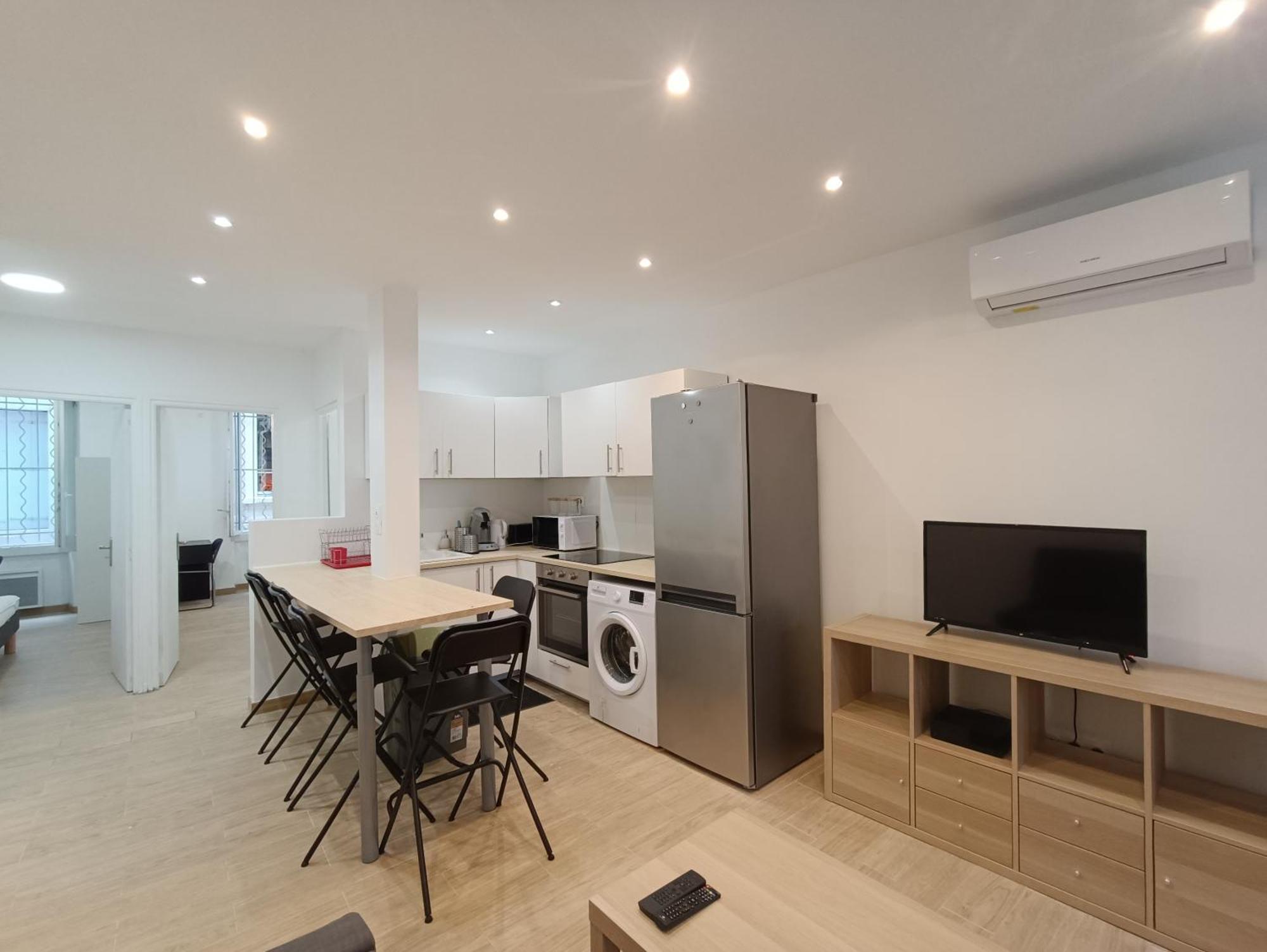 T3 Renove Avec Cour, Intra Muros 아비뇽 외부 사진