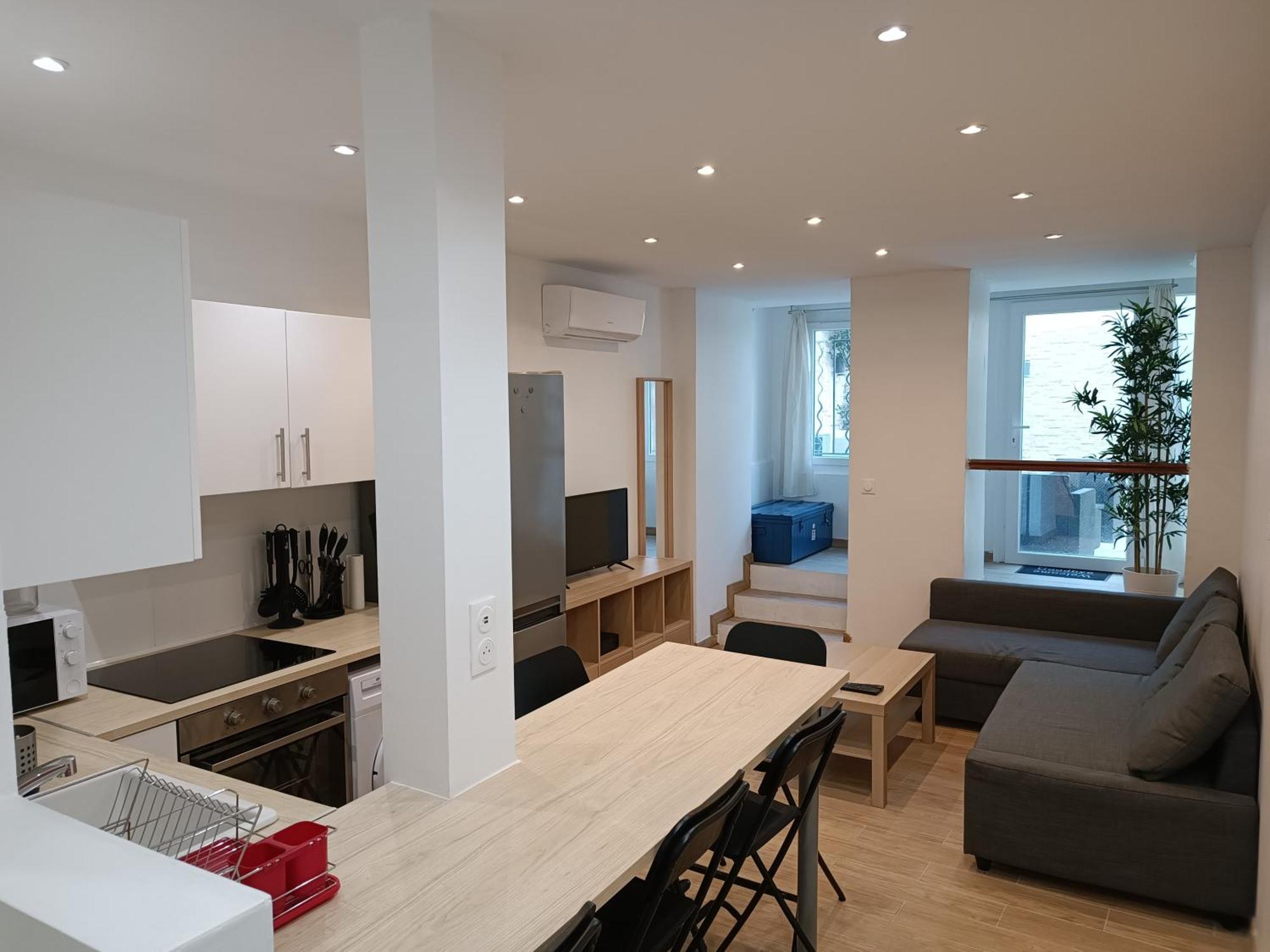 T3 Renove Avec Cour, Intra Muros 아비뇽 외부 사진